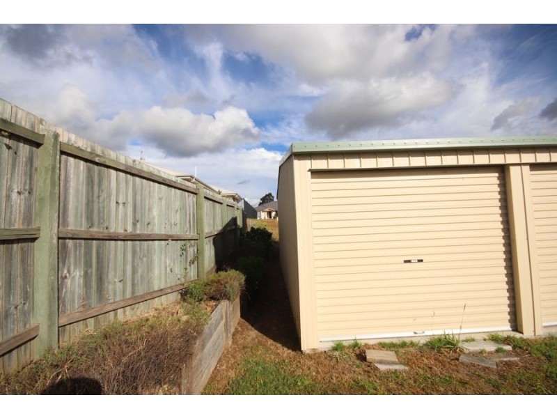 5 Vicky Avenue, Crows Nest QLD 4355