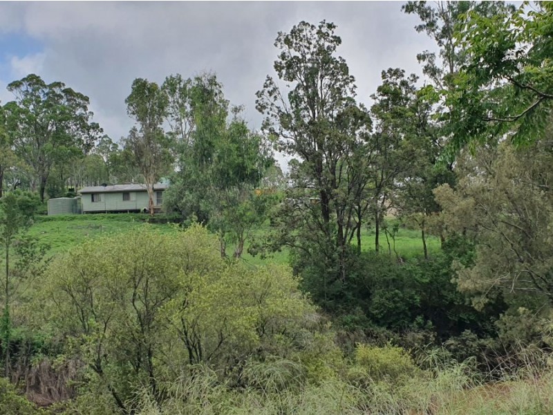 5 Frances street, Cooyar QLD 4402