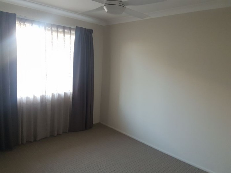 4/7 Stradbroke Street, Rockville QLD 4350