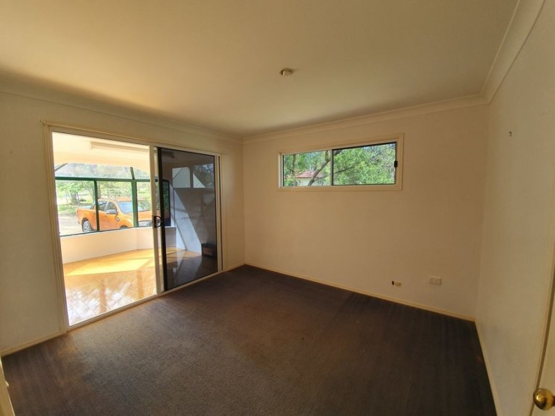 19 Pinnell Road, Crows Nest QLD 4355