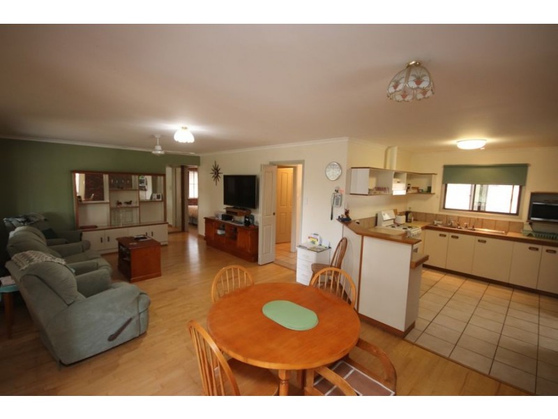 339 Perseverance Dam Road, Crows Nest QLD 4355