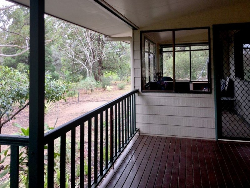 339 Perseverance Dam Road, Crows Nest QLD 4355
