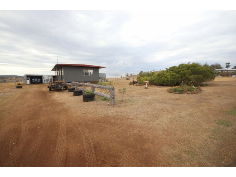 1009 Haden Crows Nest Road, Crows Nest QLD 4355