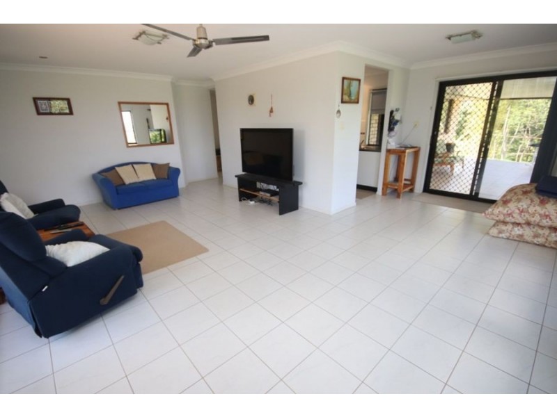 10 Rosalie Drive, Yarraman QLD 4614