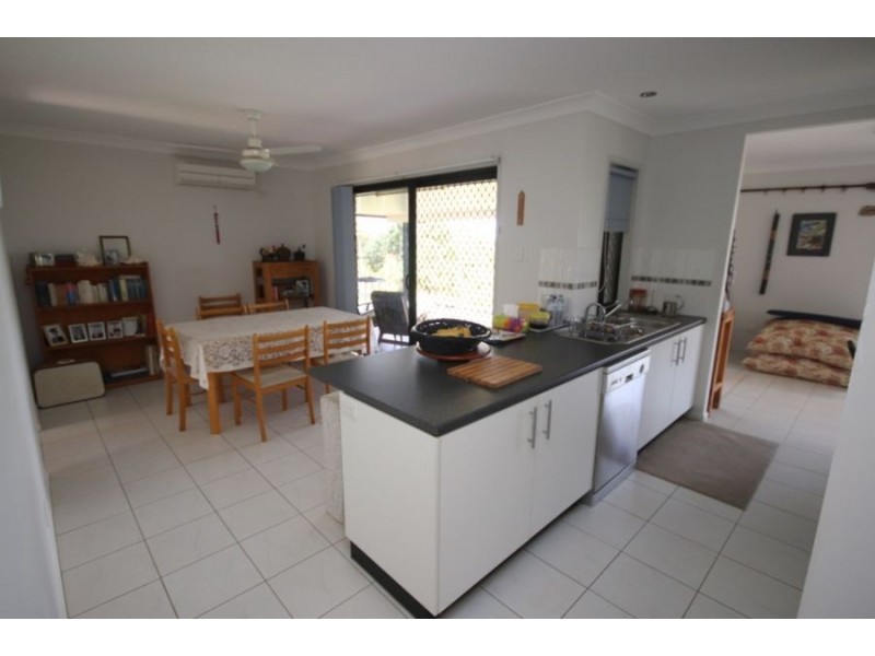 10 Rosalie Drive, Yarraman QLD 4614