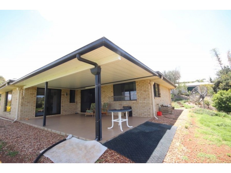 10 Rosalie Drive, Yarraman QLD 4614