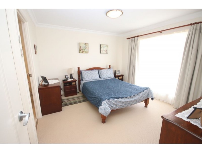 10 Vicky Avenue, Crows Nest QLD 4355