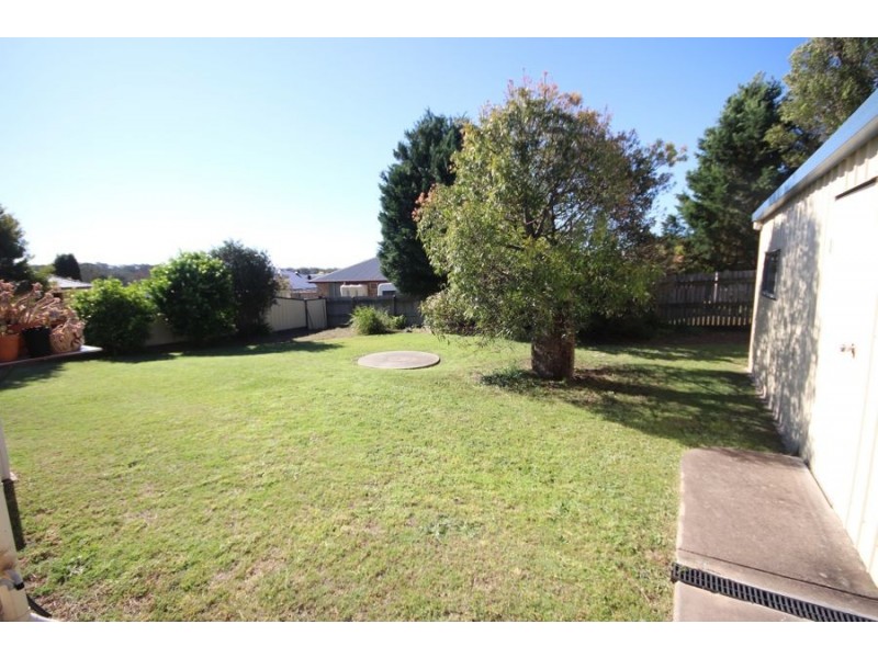 10 Vicky Avenue, Crows Nest QLD 4355