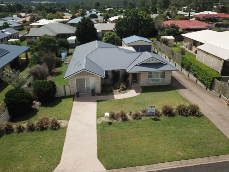 10 Vicky Avenue, Crows Nest QLD 4355