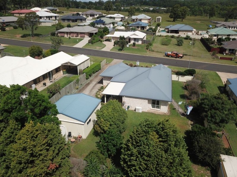 10 Vicky Avenue, Crows Nest QLD 4355