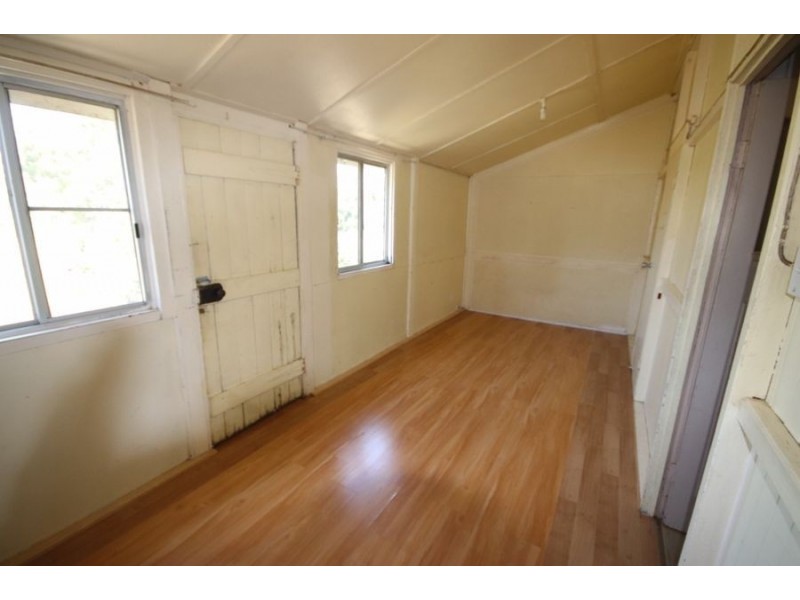 39 McNairn Road, Crows Nest QLD 4355