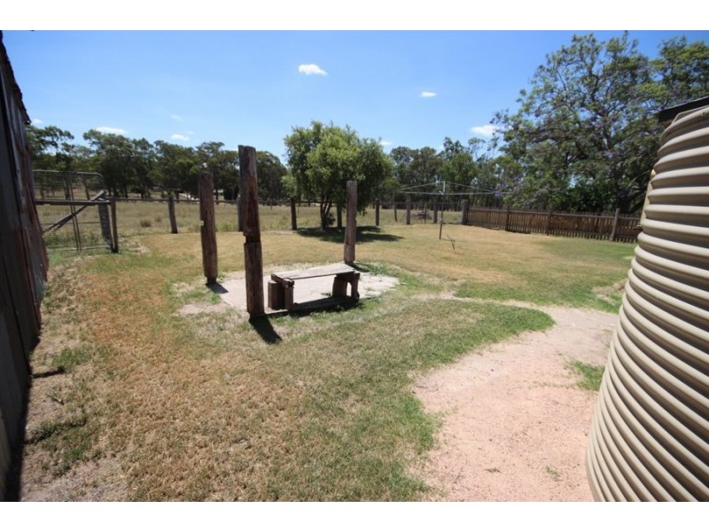 39 McNairn Road, Crows Nest QLD 4355