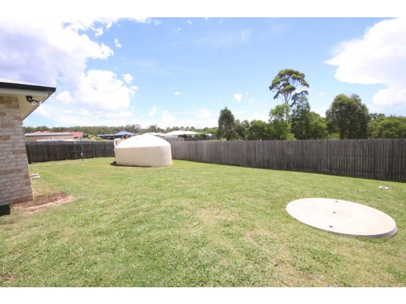 41 Naomi Drive, Crows Nest QLD 4355