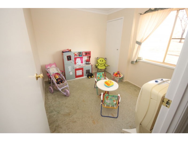 26 Peters Road, Meringandan West QLD 4352