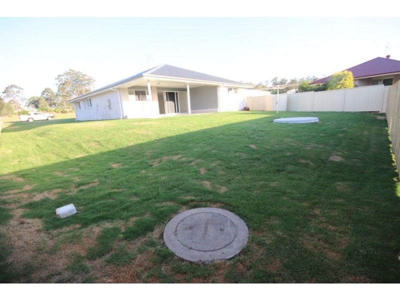 45 Naomi Drive, Crows Nest QLD 4355