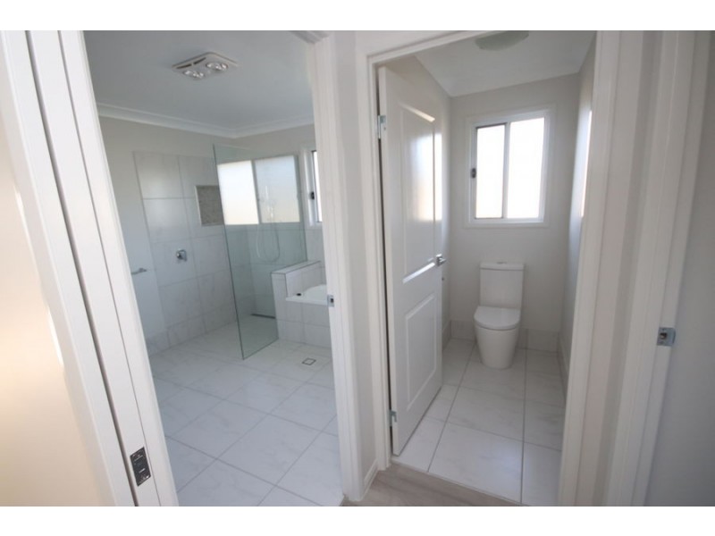 45 Naomi Drive, Crows Nest QLD 4355