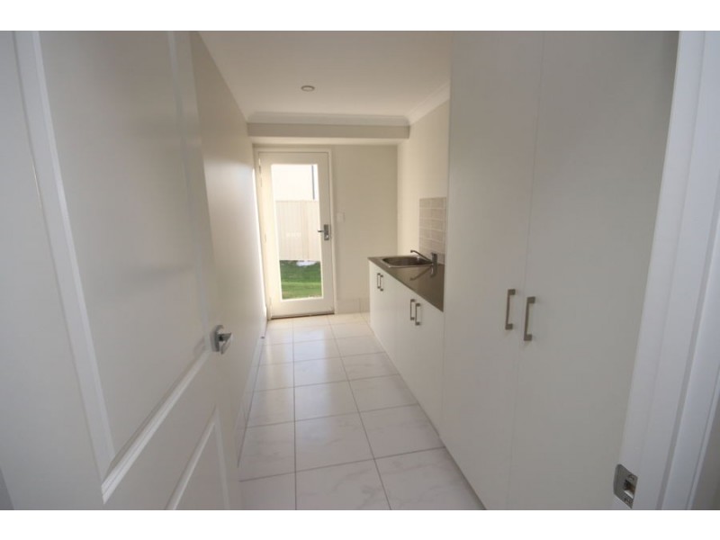 45 Naomi Drive, Crows Nest QLD 4355