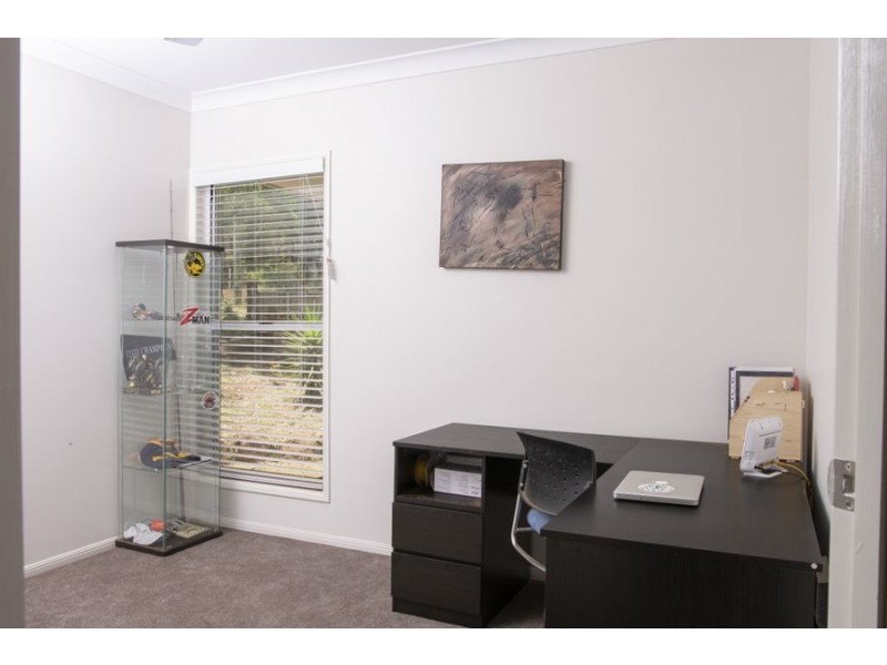 16 Chapman Street, Hampton QLD 4352