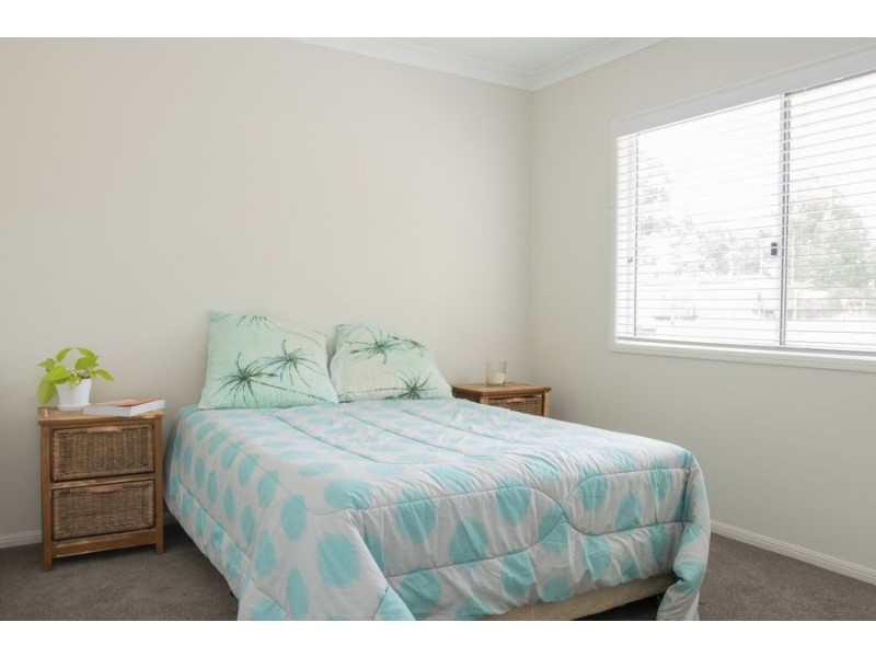 16 Chapman Street, Hampton QLD 4352
