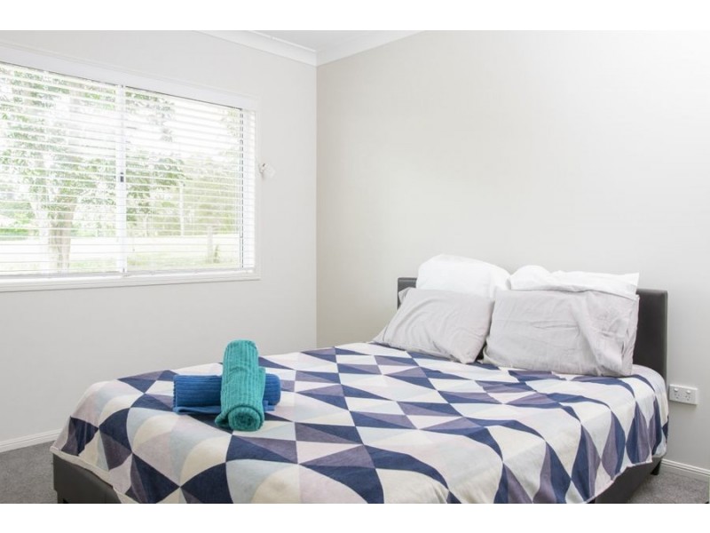 16 Chapman Street, Hampton QLD 4352