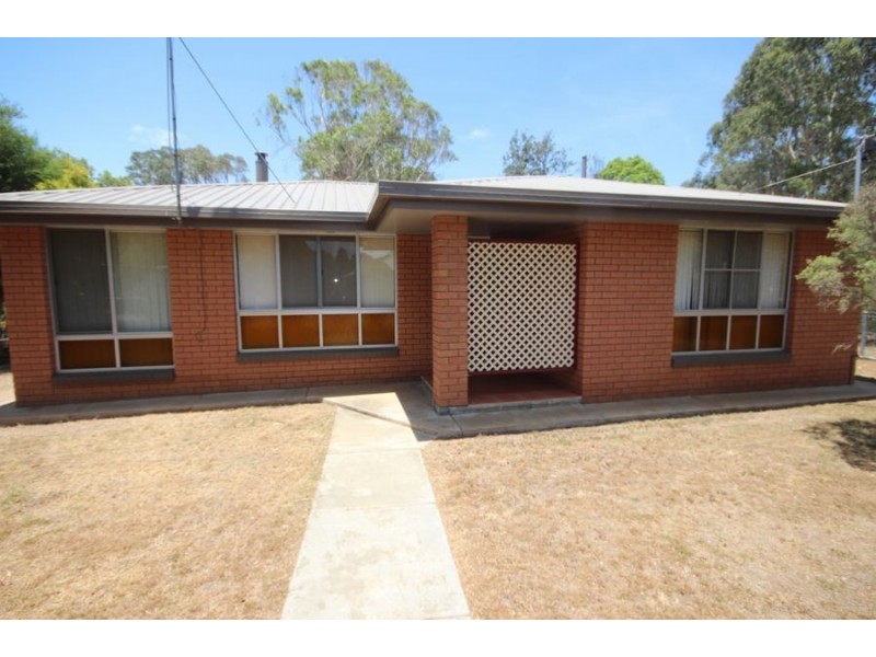 11 Nolan Street, Crows Nest QLD 4355