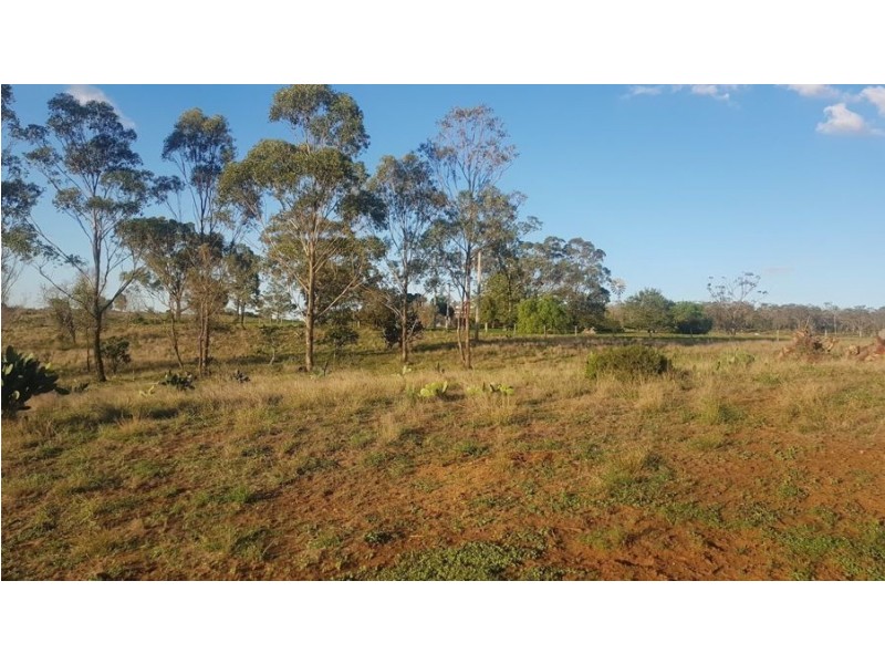 566 Meringandan Road, Meringandan QLD 4352