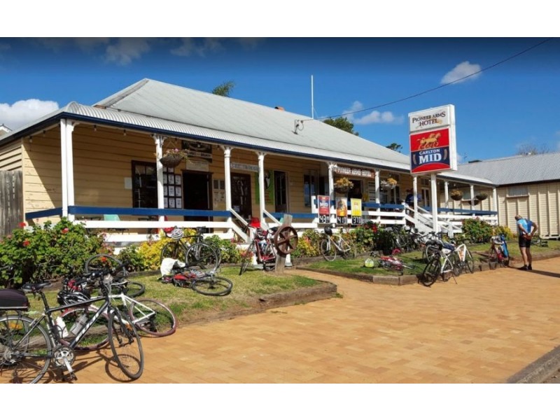 81 Mocatta Street, Goombungee QLD 4354
