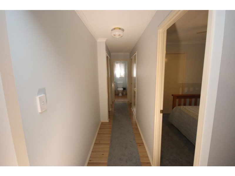 1 Lake Drive, Meringandan QLD 4352