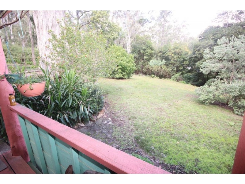 203 Post Office Road, Ravensbourne QLD 4352