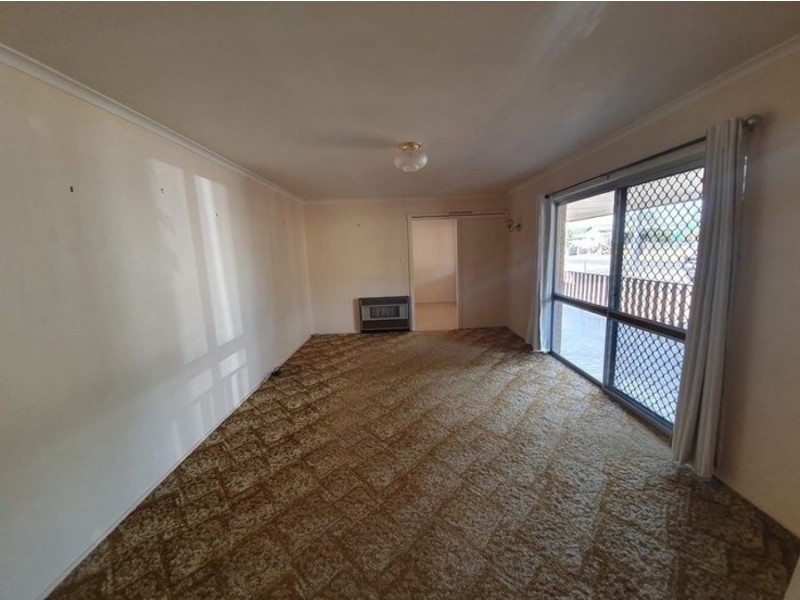 7 Dale Street, Crows Nest QLD 4355