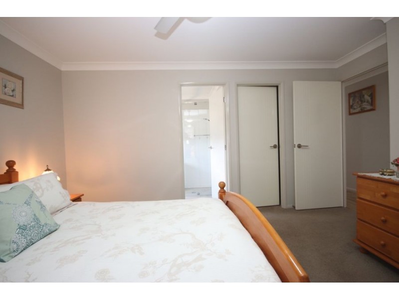 18 Lee Court, Crows Nest QLD 4355