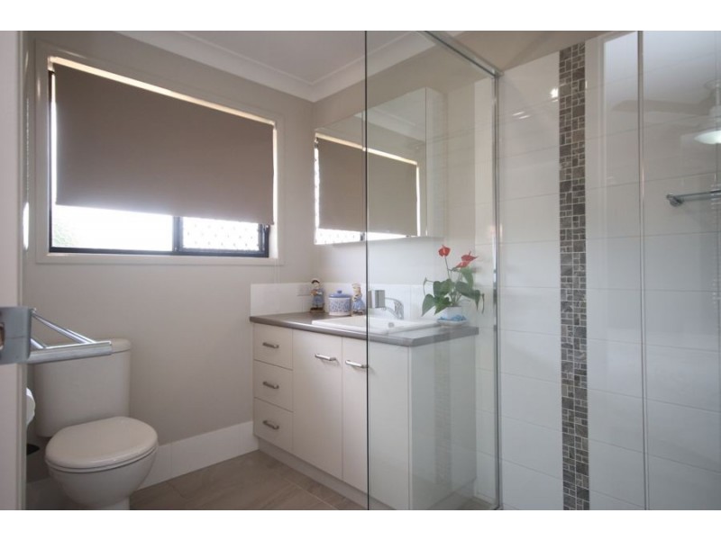 18 Lee Court, Crows Nest QLD 4355