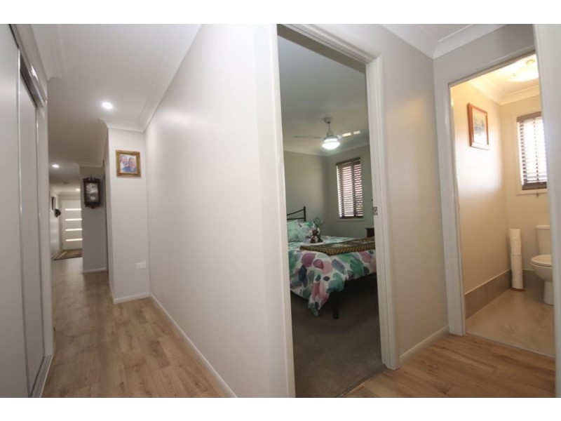 18 Lee Court, Crows Nest QLD 4355