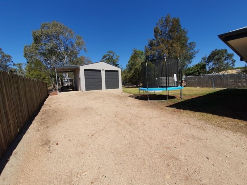 11 John Street, Crows Nest QLD 4355