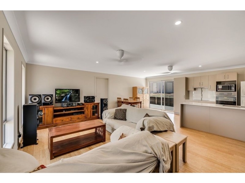 44 Peters Road, Meringandan QLD 4352