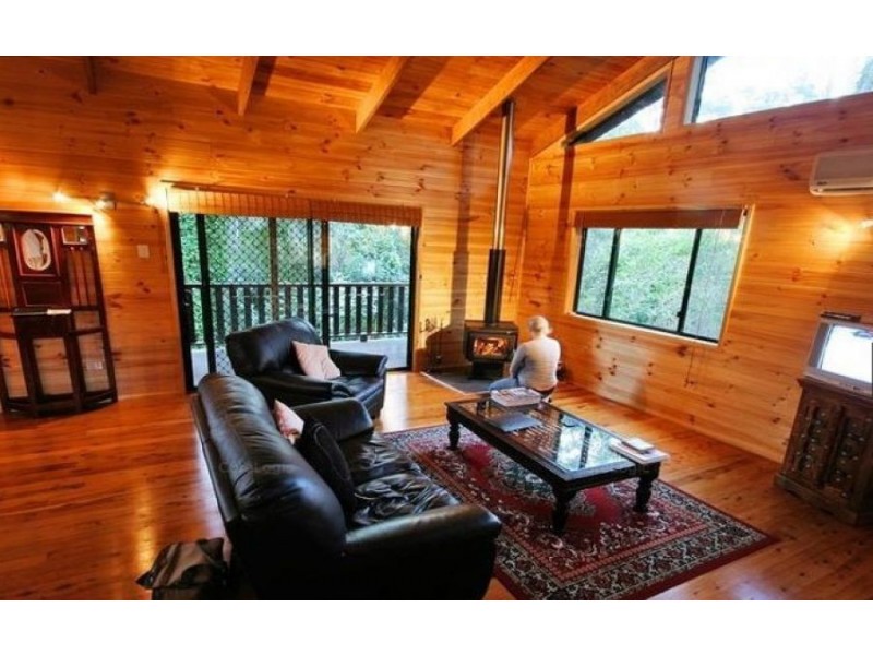 84 Palmtree Road, Palmtree QLD 4352