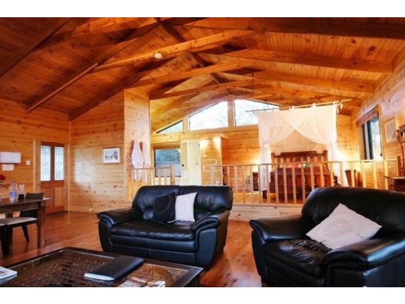 84 Palmtree Road, Palmtree QLD 4352