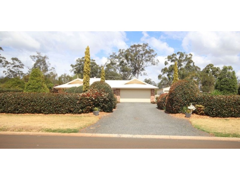 19 Bass Street, Cabarlah QLD 4352