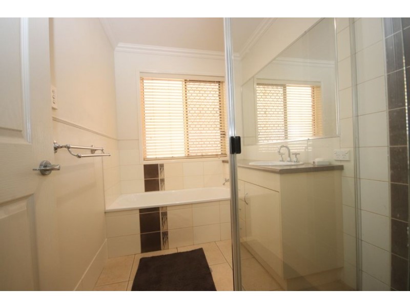 19 Bass Street, Cabarlah QLD 4352