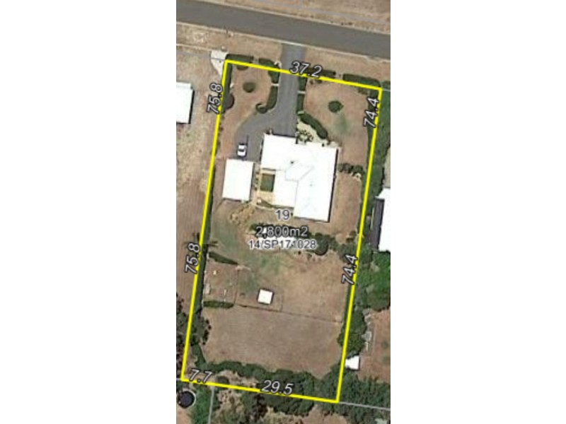 19 Bass Street, Cabarlah QLD 4352