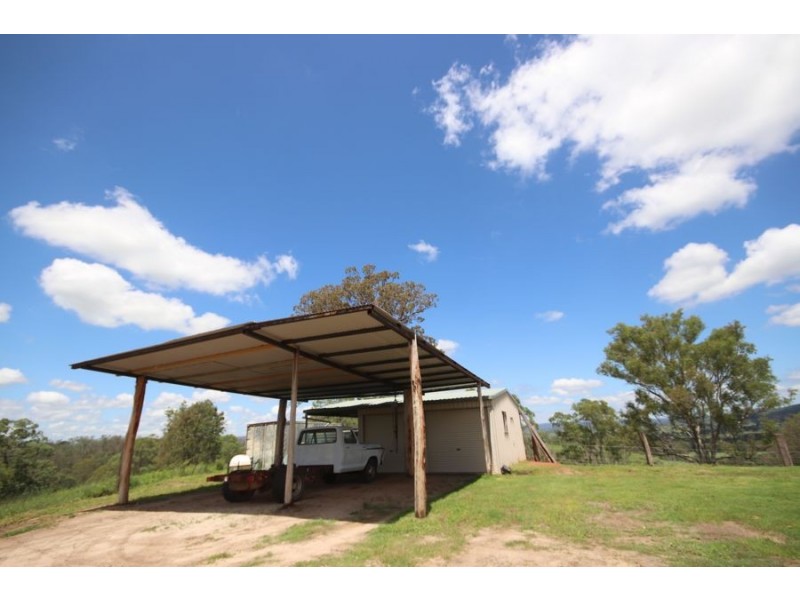 223 Andrews Dip Road, Crows Nest QLD 4355