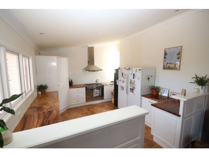 223 Andrews Dip Road, Crows Nest QLD 4355