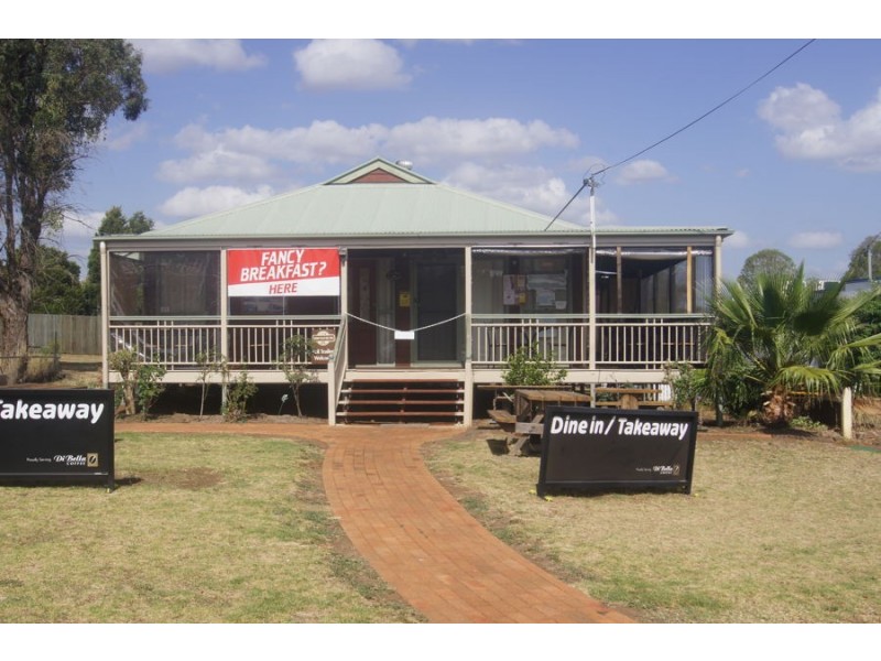 24 Toomey Street, Yarraman QLD 4614