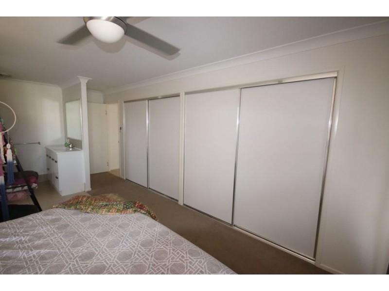 16 Thomas Street, Cambooya QLD 4358