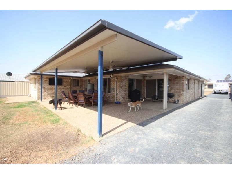 16 Thomas Street, Cambooya QLD 4358