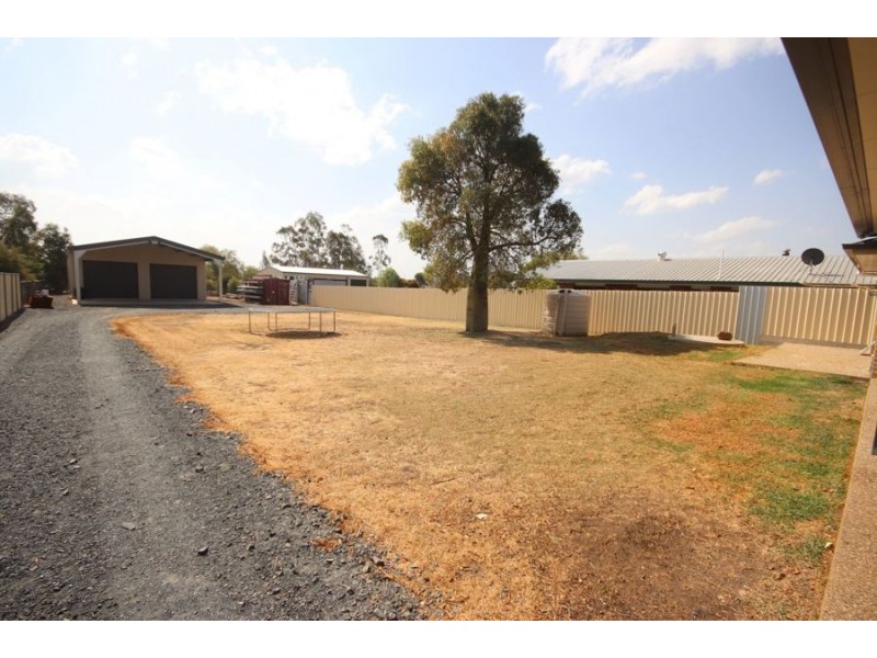 16 Thomas Street, Cambooya QLD 4358