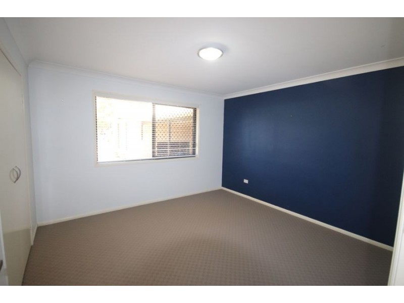 2 Kookaburra Court, Highfields QLD 4352