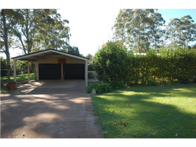 2 Kookaburra Court, Highfields QLD 4352