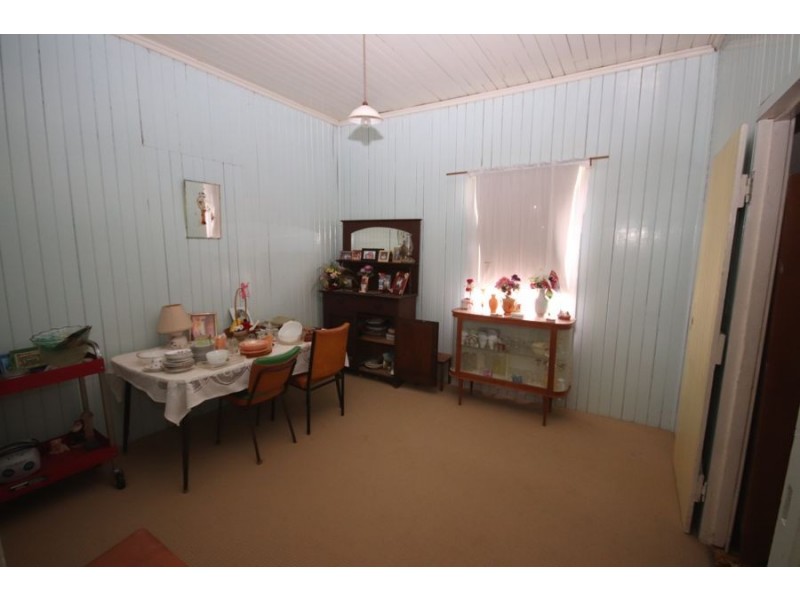 15 Grace St, Crows Nest QLD 4355