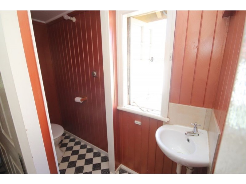 219 Bridge Street, Toowoomba QLD 4350